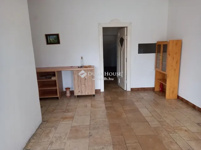 Eladó kereskedelmi és ipari ingatlan Dunaharaszti 489 nm