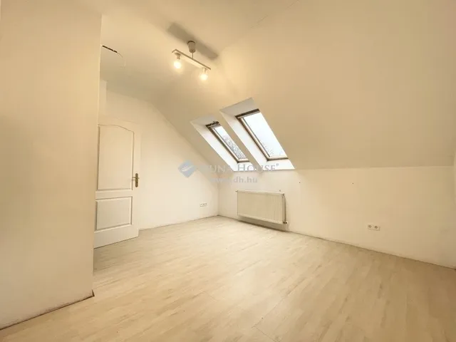Eladó ház Budapest XVIII. kerület, Bókaytelep 390 nm