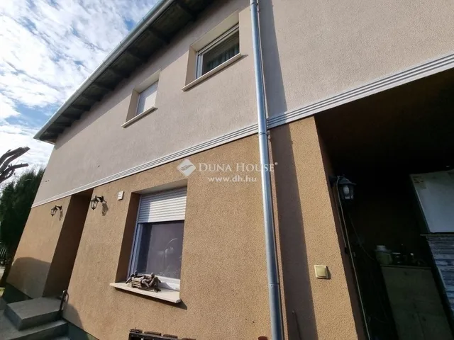Eladó ház Budapest XVIII. kerület, Kossuth Ferenc-telep 120 nm