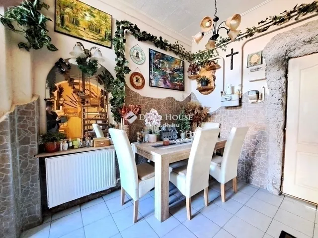 Eladó lakás Budapest XIX. kerület 93 nm