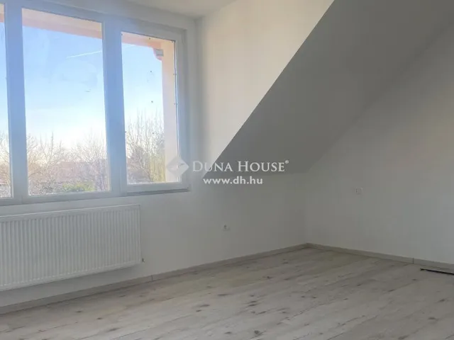 Eladó ház Üllő 132 nm