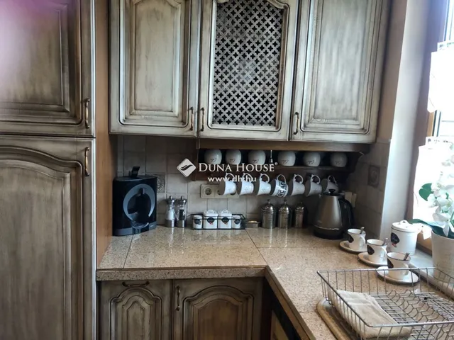 Eladó ház Sóskút 246 nm