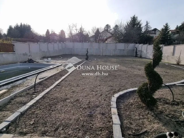 Eladó ház Biatorbágy 315 nm