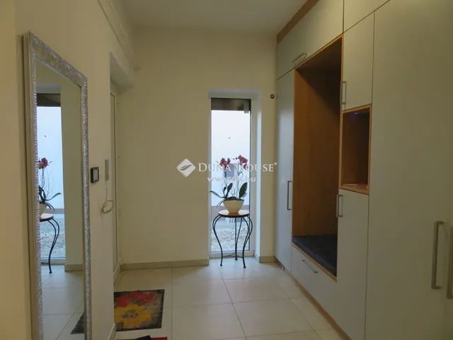 Eladó ház Biatorbágy 315 nm