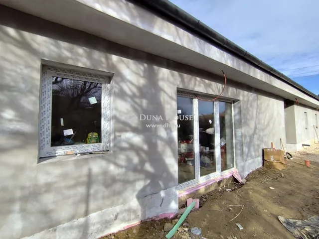 Eladó ház Diósd 160 nm