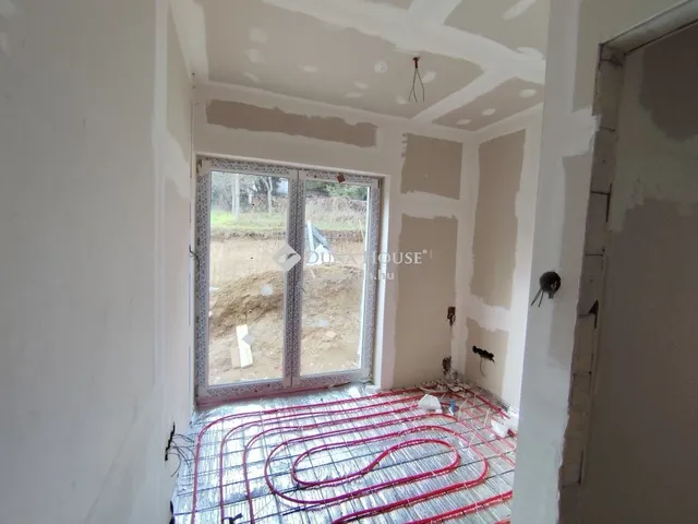 Eladó ház Diósd 160 nm