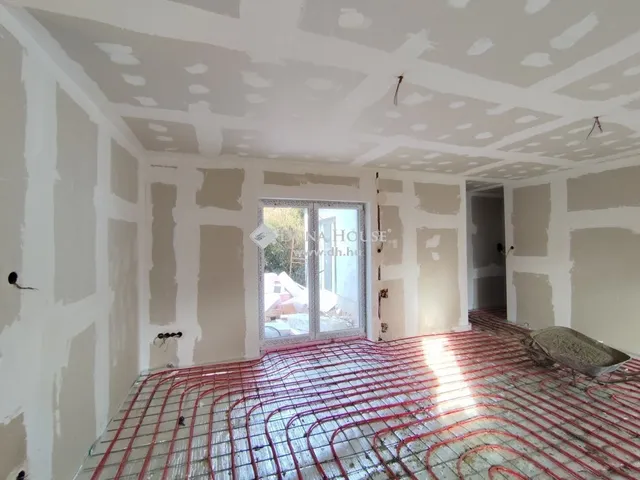 Eladó ház Diósd 160 nm