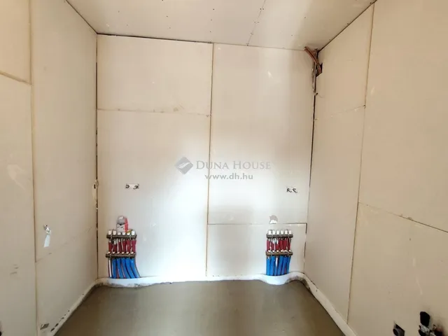 Eladó ház Diósd 160 nm