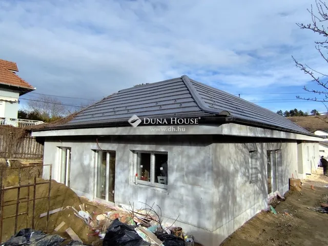 Eladó ház Diósd 160 nm