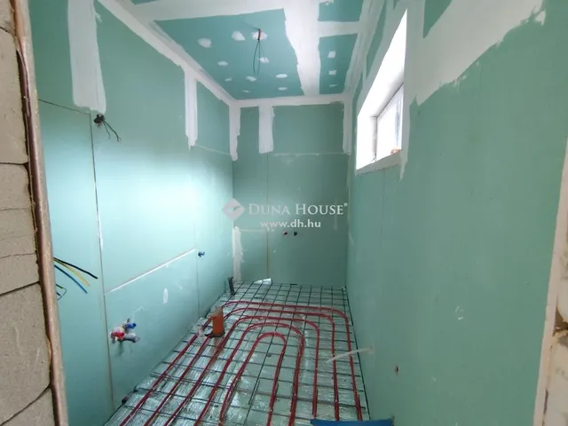 Eladó ház Diósd 160 nm