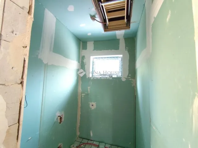 Eladó ház Diósd 160 nm