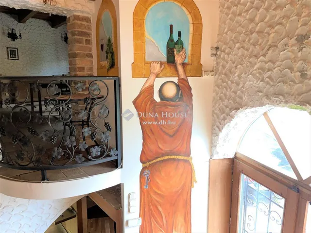 Eladó kereskedelmi és ipari ingatlan Szentendre 90 nm