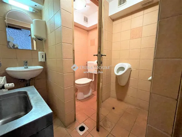 Eladó kereskedelmi és ipari ingatlan Szentendre 90 nm