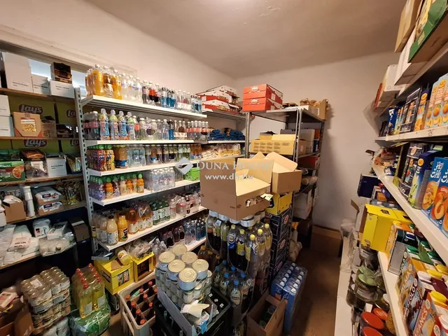 Eladó kereskedelmi és ipari ingatlan Mende 146 nm