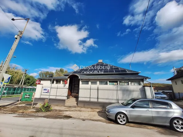 Eladó kereskedelmi és ipari ingatlan Mende 146 nm