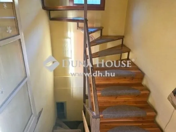 Eladó ház Pilisszentkereszt 208 nm