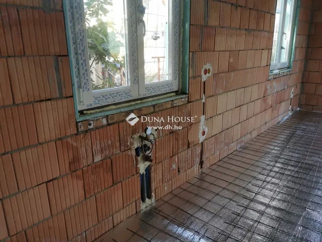 Eladó lakás Érd 92 nm