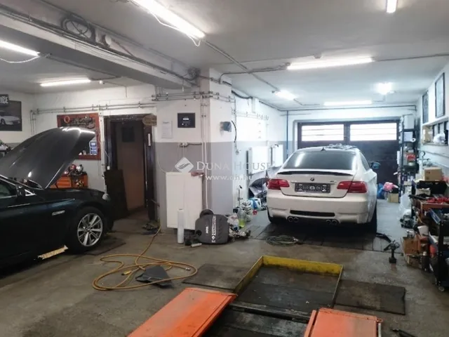 Eladó ház Göd 340 nm