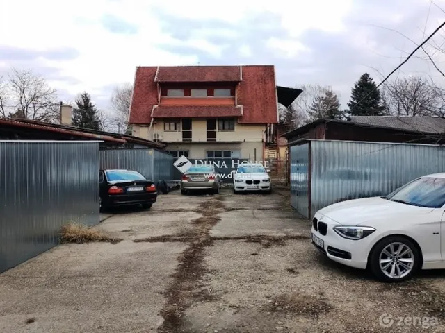 Eladó ház Göd 340 nm
