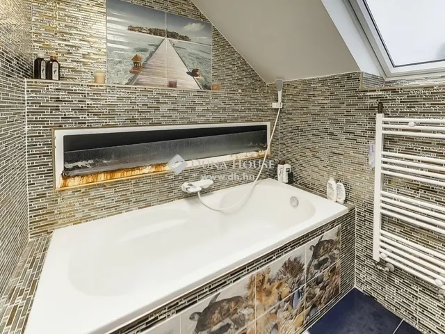 Eladó ház Szigethalom 300 nm