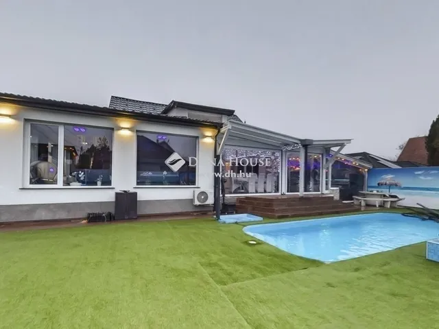 Eladó ház Szigethalom 300 nm