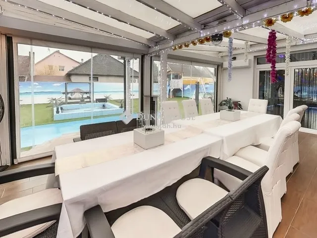 Eladó ház Szigethalom 300 nm