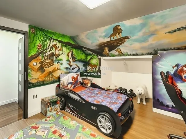 Eladó ház Szigethalom 300 nm