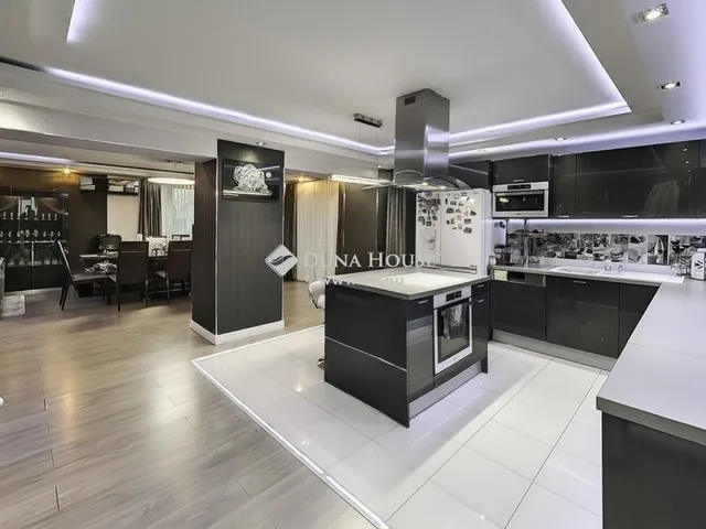 Eladó ház Szigethalom 300 nm