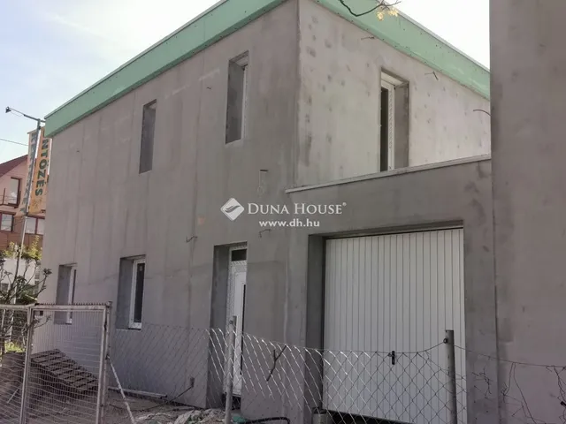 Eladó ház Érd 101 nm