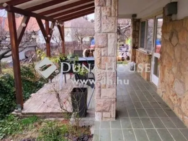 Eladó ház Vác 142 nm