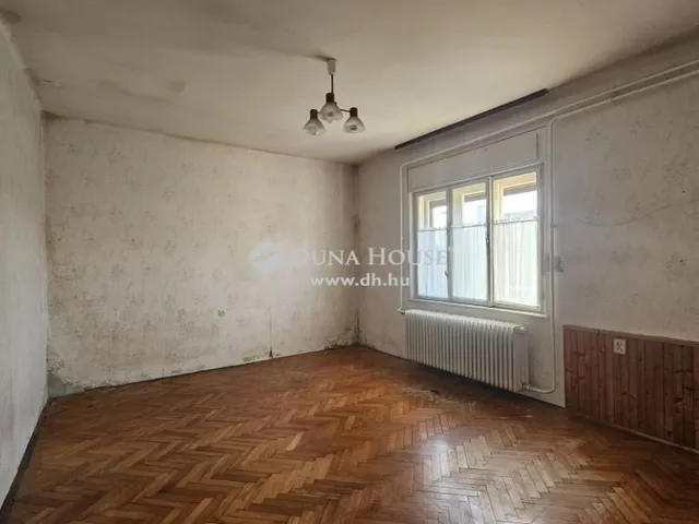 Eladó ház Szentendre 141 nm