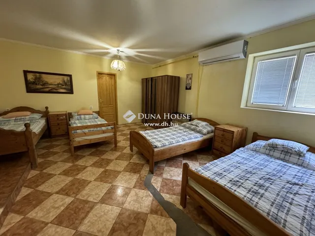 Eladó kereskedelmi és ipari ingatlan Ecser 600 nm