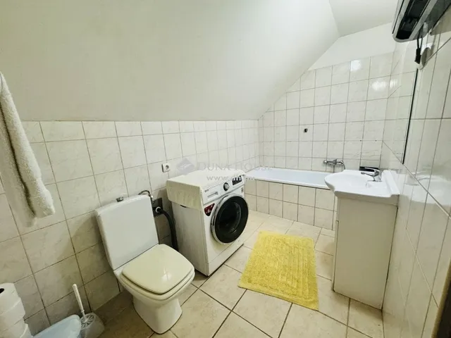 Eladó kereskedelmi és ipari ingatlan Ecser 600 nm