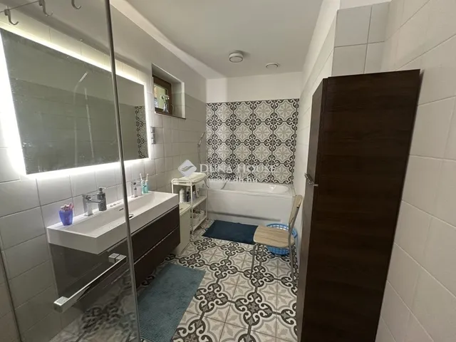 Eladó ház Piliscsaba 295 nm