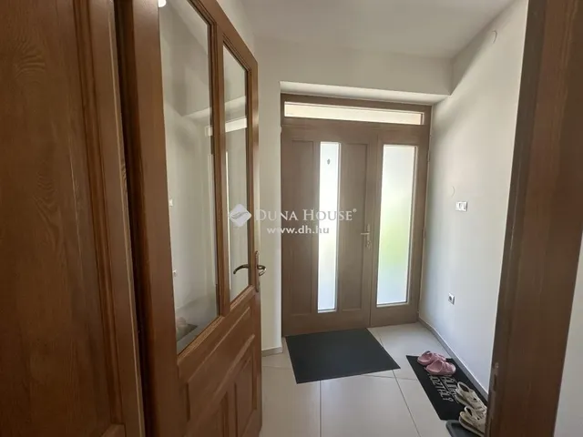 Eladó ház Piliscsaba 295 nm