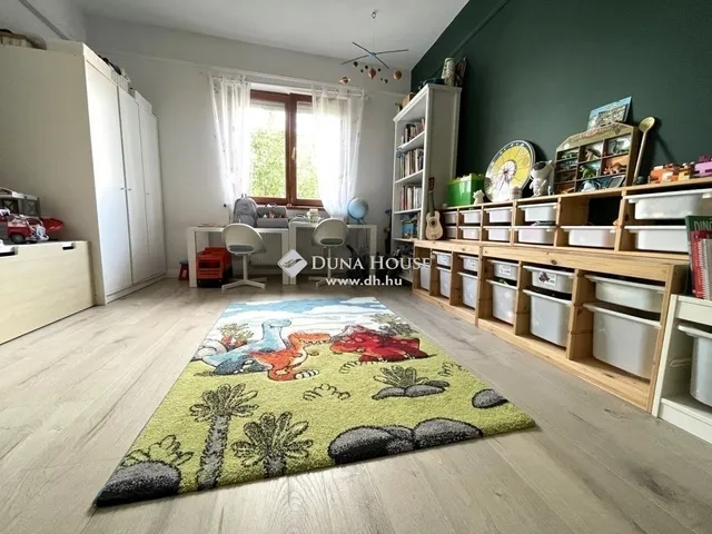 Eladó ház Fót 260 nm