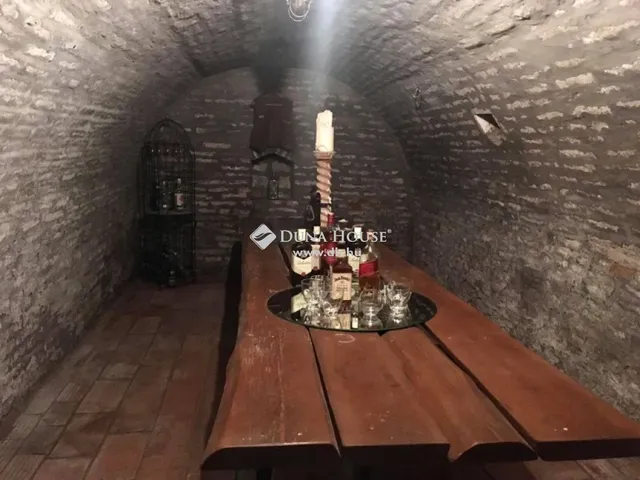Eladó mezőgazdasági ingatlan Pusztavacs 172 nm