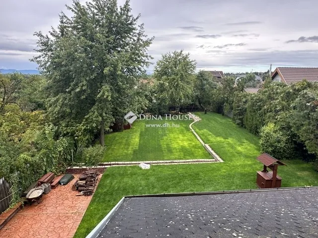 Eladó ház Erdőkertes 300 nm