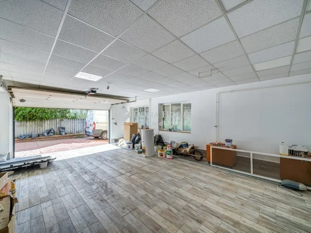 Eladó ház Erdőkertes 300 nm