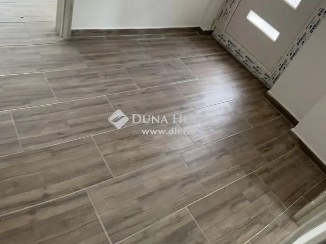 Eladó ház Göd 280 nm