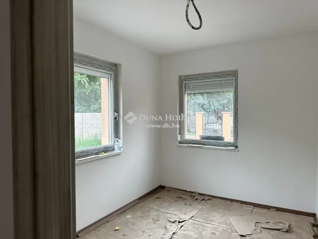 Eladó ház Göd 280 nm