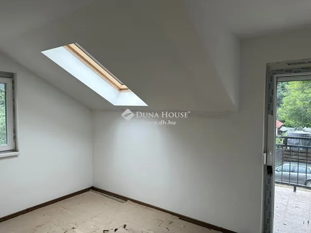 Eladó ház Göd 280 nm