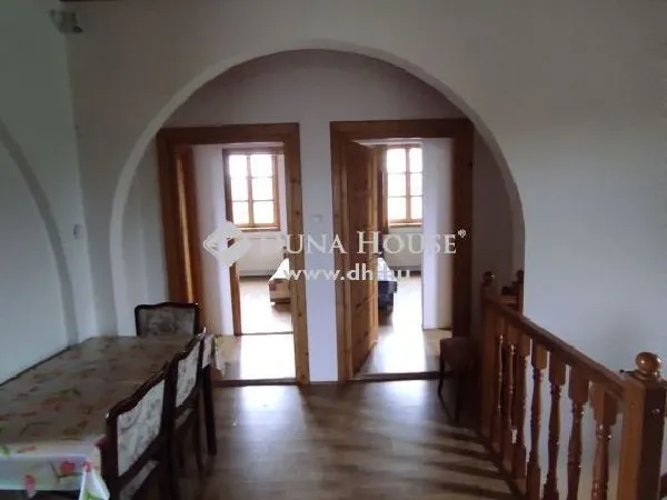 Eladó telek Kemence 240000 nm