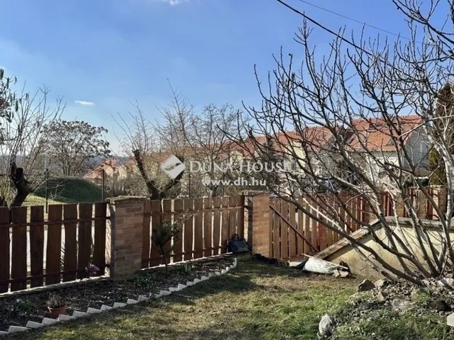 Eladó ház Pécel 151 nm