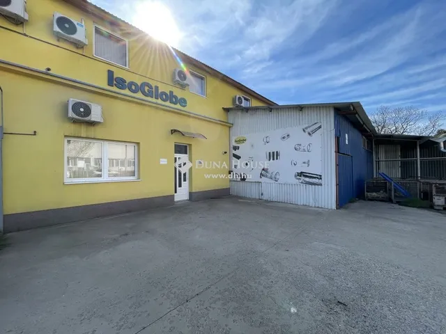 Eladó kereskedelmi és ipari ingatlan Törökbálint 1700 nm