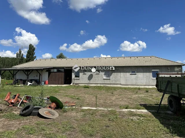 Eladó mezőgazdasági ingatlan Monor 119 nm