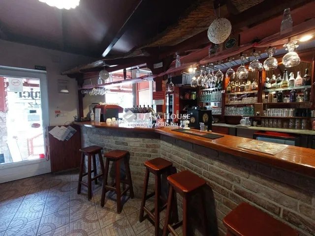 Eladó kereskedelmi és ipari ingatlan Göd 265 nm