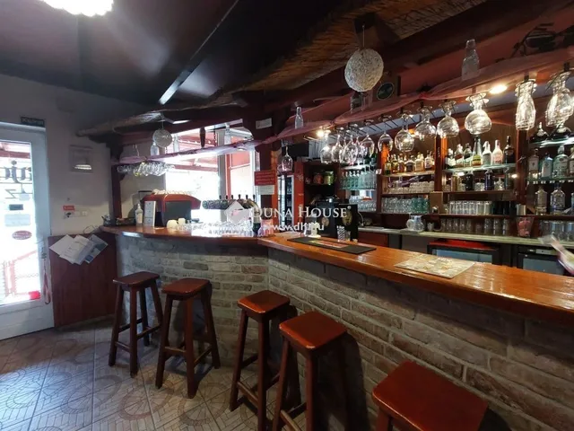 Eladó kereskedelmi és ipari ingatlan Göd 265 nm