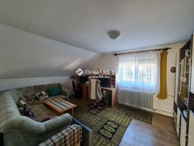 Eladó ház Százhalombatta 276 nm