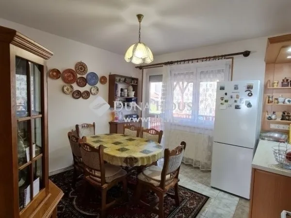 Eladó ház Százhalombatta 276 nm